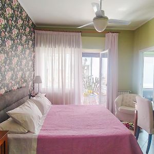 Camera con letto king size